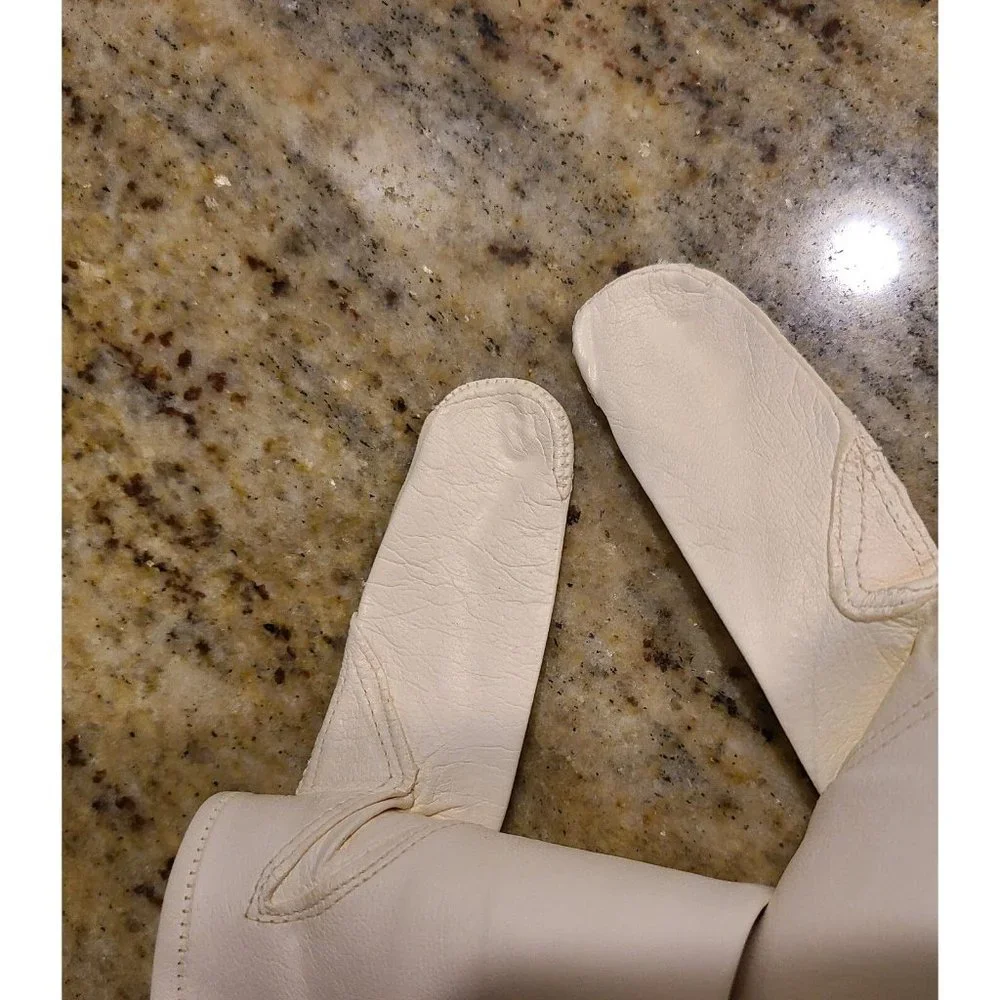 Vintage Size 6.5 XS White Leather Formal 8.5